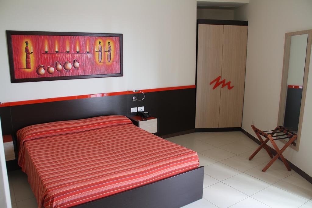 Hotel Miramare Gallipoli Εξωτερικό φωτογραφία